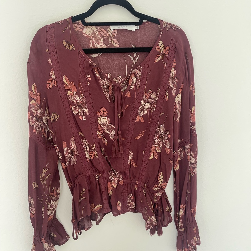 ASTR blouse. New, no tags. Size L
